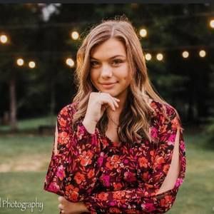 Meet your Posher, Katelynn